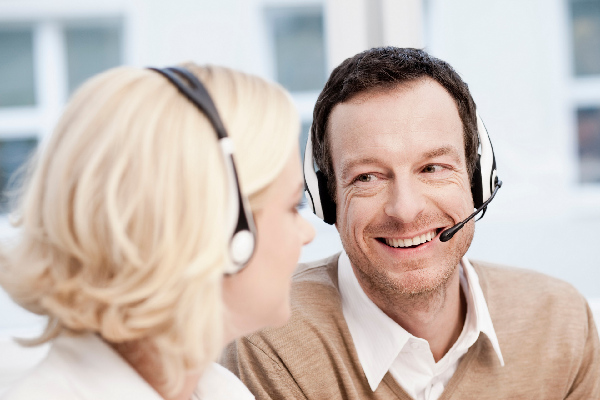 在海外怎么给国内客服打电话