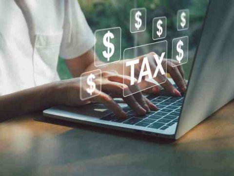 私有化智能客服系统是否支持大模型？企业如何训练