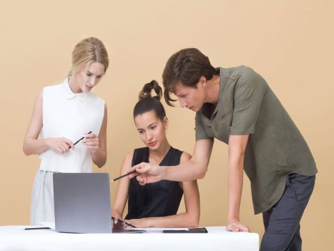 海外客服系统如何提高客服效率？