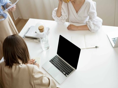 企业如何通过外呼系统沉淀客户回访数据？